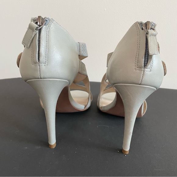 Classiques Entier Perforated Strappy Leather Heels - Picture 3 of 6